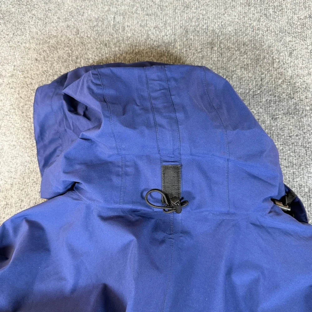 TravelSmith Gore-Tex Rain Jacket Mens XL Blue Sportif Waterproof Hooded Shell